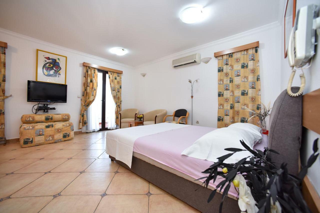בודווה Bologna Apartments מראה חיצוני תמונה