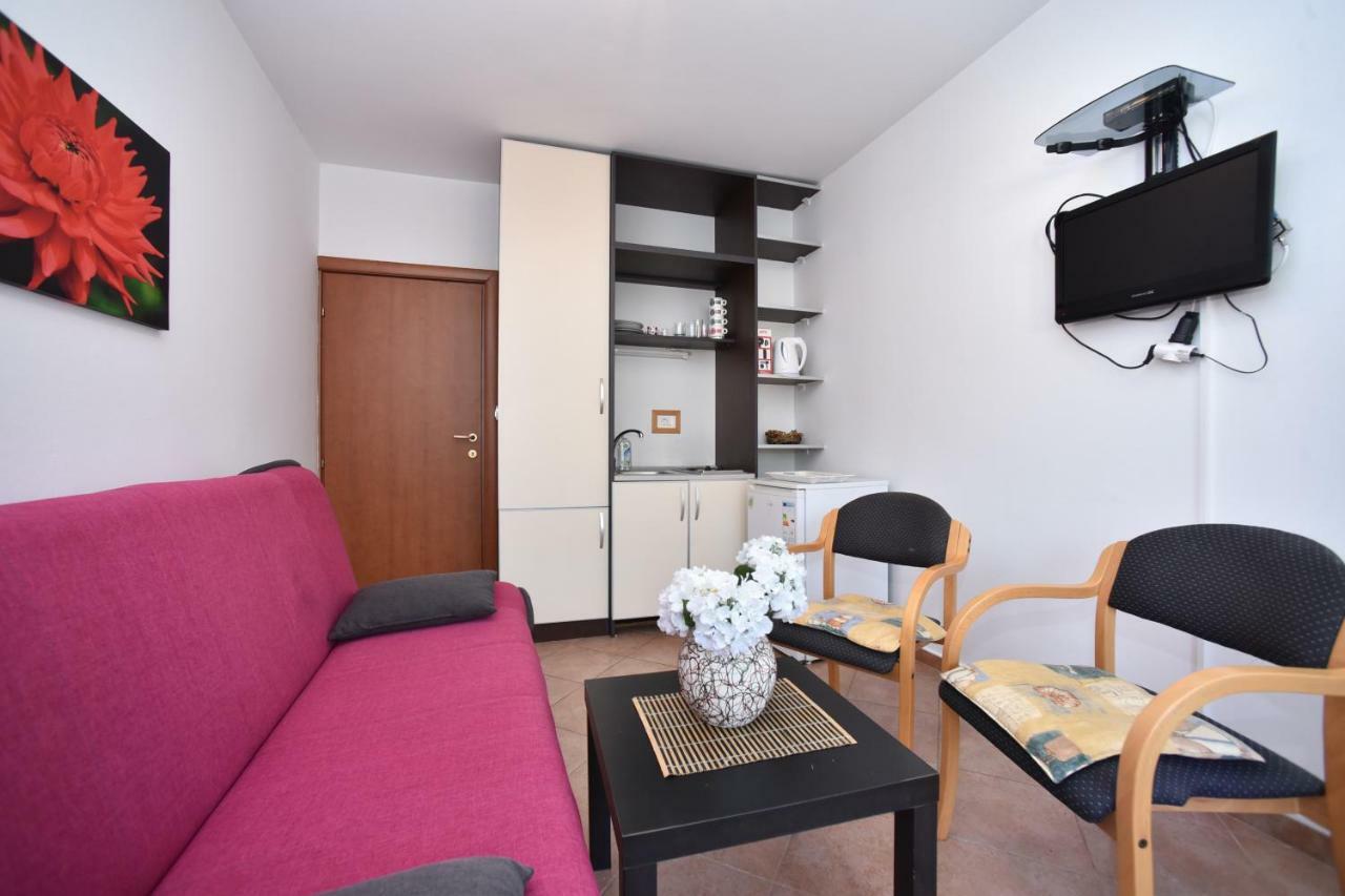 בודווה Bologna Apartments מראה חיצוני תמונה