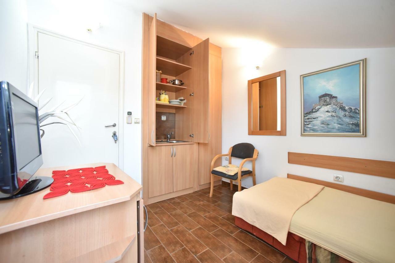 בודווה Bologna Apartments מראה חיצוני תמונה