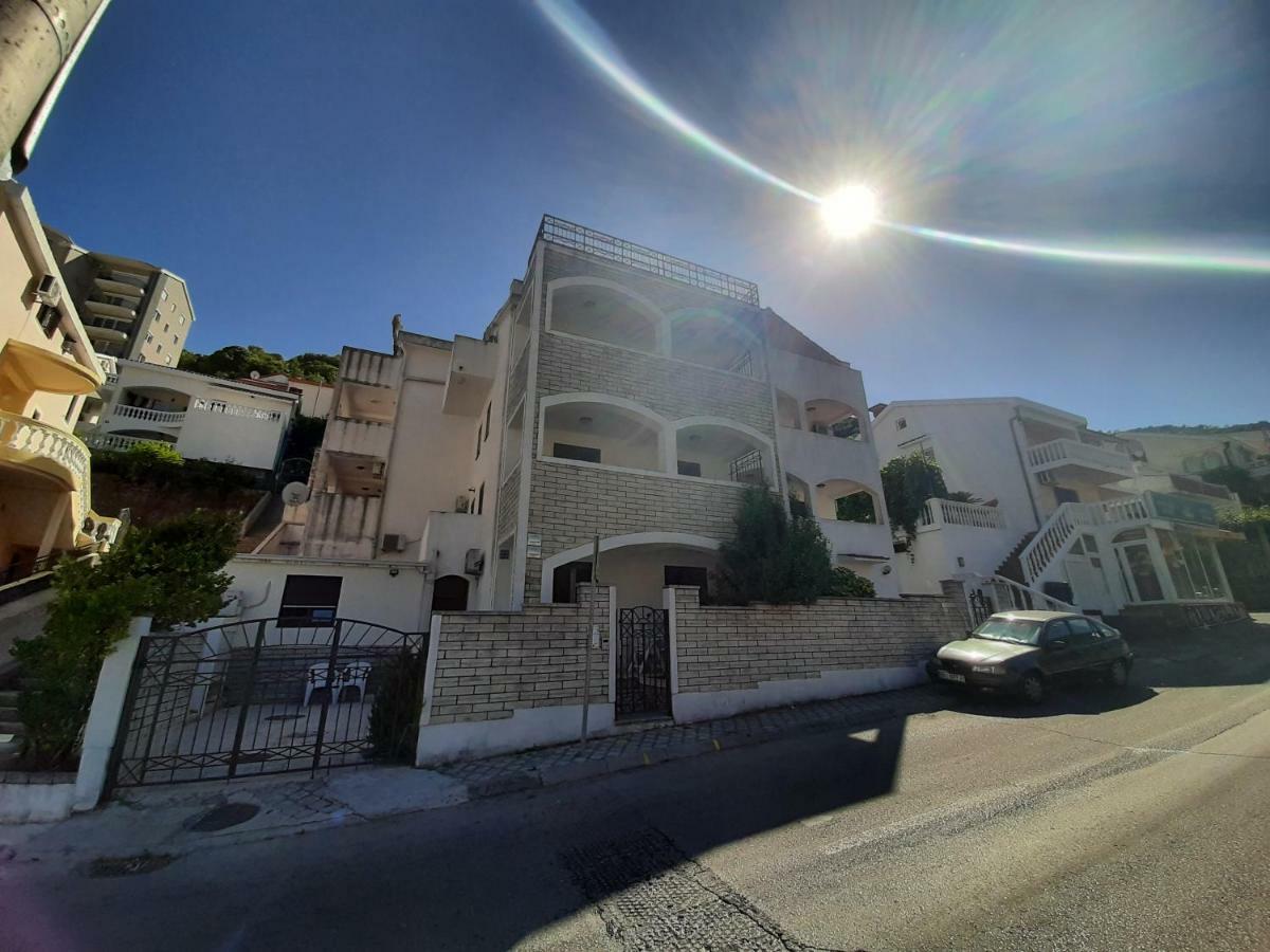 בודווה Bologna Apartments מראה חיצוני תמונה